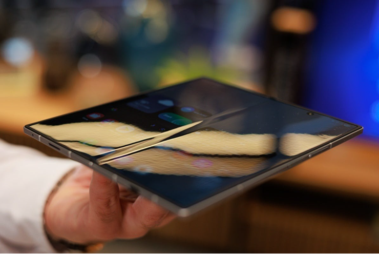 picture-1-1760709937-81-width740height495