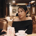 Vật liệu xịn + pin trâu, đổi lại là bài toán hệ sinh thái ứng dụng